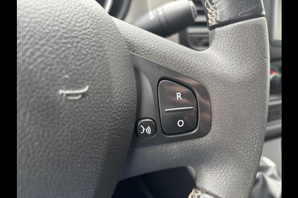 Nissan NV300 1.6 dCi L2H1*3-PERS*A/C*CRUISE*NAVI*HAAK*CAM*IMP.*