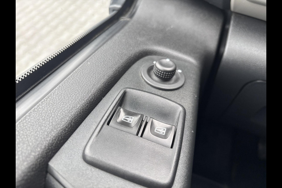 Nissan NV300 1.6 dCi L2H1*3-PERS*A/C*CRUISE*NAVI*HAAK*CAM*IMP.*