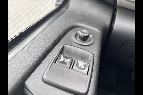 Nissan NV300 1.6 dCi L2H1*3-PERS*A/C*CRUISE*NAVI*HAAK*CAM*IMP.*