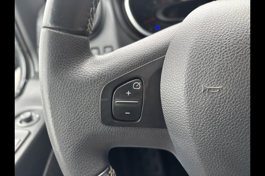 Renault Trafic 2.0 dCi L2H1 DC*5-PERS*AUTOM.*ECC*CRUISE*NAVI*CAM*