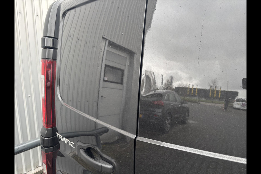 Renault Trafic 2.0 dCi L2H1 DC*5-PERS*AUTOM.*ECC*CRUISE*NAVI*CAM*