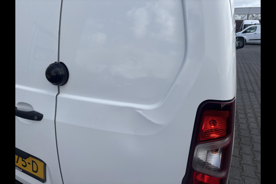 Opel Combo 1.5D L2H1*NAV*CRUISE*HAAK*A/C*INRICHTING*2xSCHUIF*