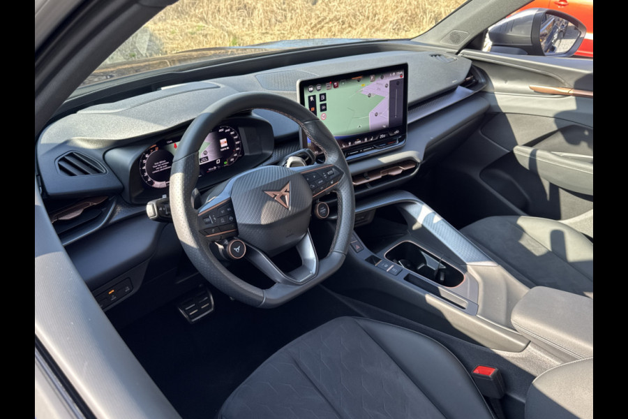 CUPRA Terramar 1.5 TSIe 150PK BUSINESS HEAD-UP/NAVI/CAMERA/LEDER MATRIX FABRIEKS GARANTIE