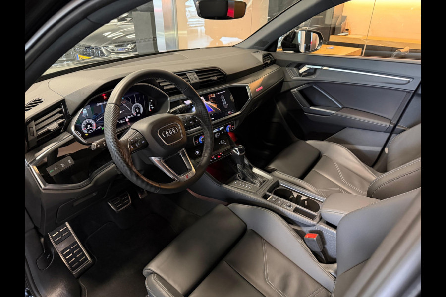 Audi Q3 Sportback 35 TFSI S line Edition Pano Sfeerverl. Nieuwstaat