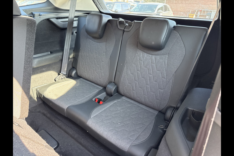 Volkswagen Tayron 1.5 eTSI LIFE EDITION 7PERS. 7-PERSOONS/TREKHAAK/360CAMERA FABRIEKS GARANTIE