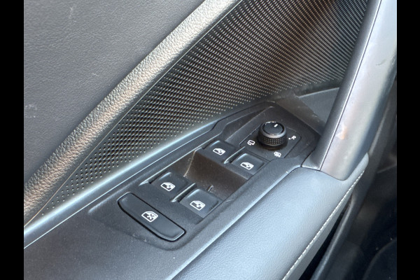 Volkswagen Tayron 1.5 eTSI LIFE EDITION 7PERS. 7-PERSOONS/TREKHAAK/360CAMERA FABRIEKS GARANTIE