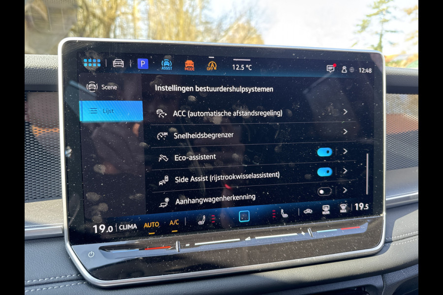 Volkswagen Tayron 1.5 eTSI LIFE EDITION 7PERS. 7-PERSOONS/TREKHAAK/360CAMERA FABRIEKS GARANTIE