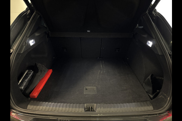 CUPRA Terramar 1.5 TSIe 150PK BUSINESS 360CAMERA/NAVI/HEAD-UP/ALCANTARA