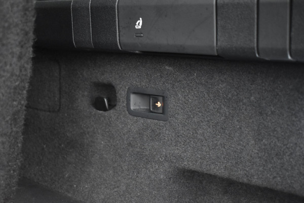 Volkswagen Tayron 1.5 eTSI 150PK DSG LIFE 7-PERSOONS/TREKHAAK/360CAMERA FABRIEKS GARANTIE