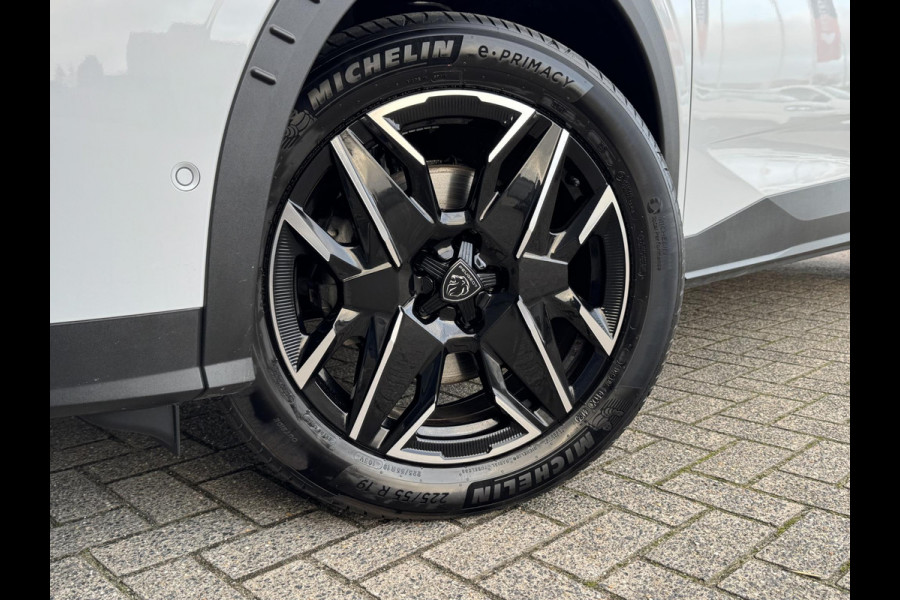 Peugeot 5008 1.2 Hybrid 145 Allure Aut. | Leer-stof | 360 camera | Prijs is rijklaar