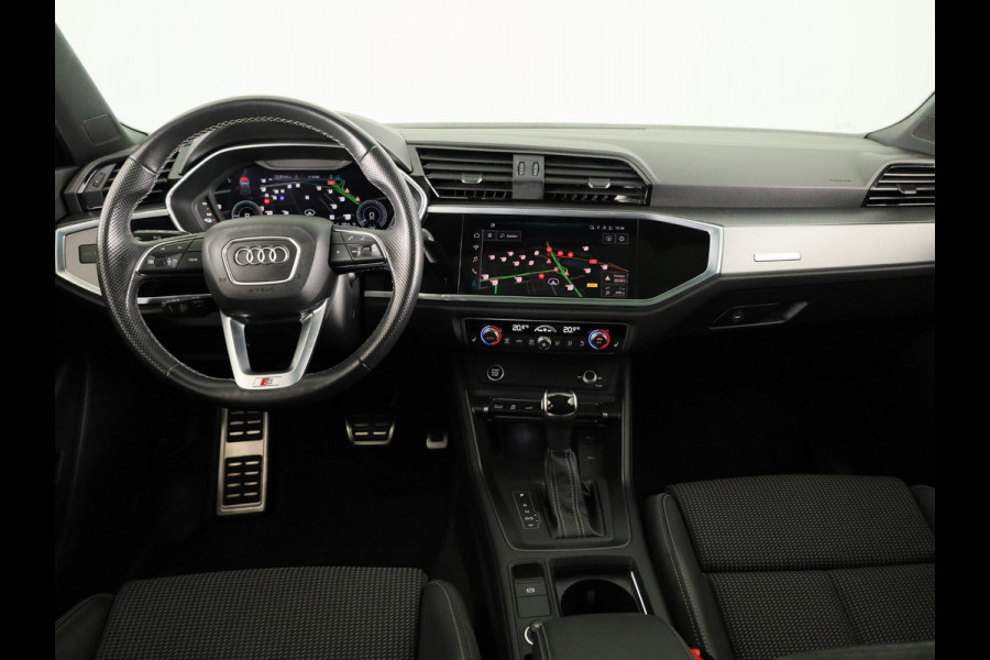 Audi Q3 45 TFSI e S edition 245pk | Panoramadak | Navgatie | Keyless Entry | Matrix Led |