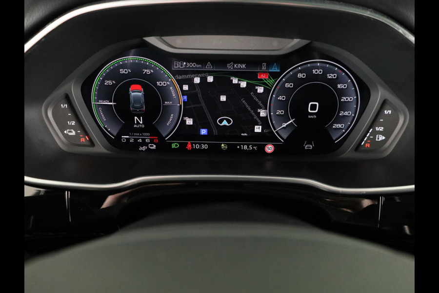 Audi Q3 45 TFSI e S edition 245pk | Panoramadak | Navgatie | Keyless Entry | Matrix Led |