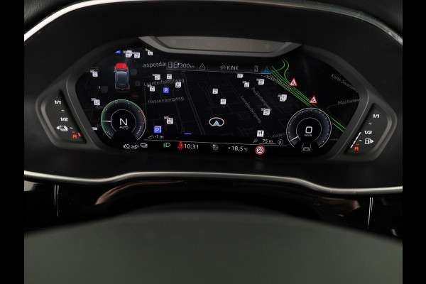 Audi Q3 45 TFSI e S edition 245pk | Panoramadak | Navgatie | Keyless Entry | Matrix Led |