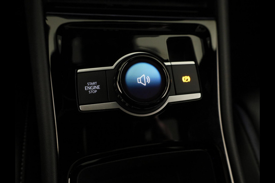 Volkswagen Tiguan 1.5 eHybrid R-Line Edition 272 pk Automaat (DSG) | SOH 98% | Verlengde garantie | Navigatie | Panoramadak | Trekhaak (wegklapbaar) | Parkeersensoren (Park assist) | Rondomzicht camera | Stoeleverwarming v/a/ | R-Line |