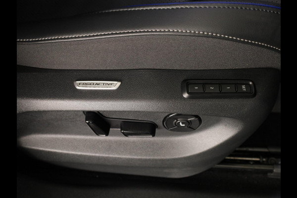 Volkswagen Tiguan 1.5 eHybrid R-Line Edition 272 pk Automaat (DSG) | SOH 98% | Verlengde garantie | Navigatie | Panoramadak | Trekhaak (wegklapbaar) | Parkeersensoren (Park assist) | Rondomzicht camera | Stoeleverwarming v/a/ | R-Line |