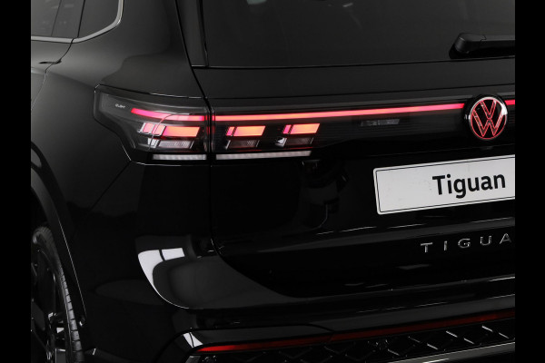 Volkswagen Tiguan R-Line Edition 1.5 eHybrid 272 PK DSG | 20" LM | IQ.Light | 360 graden camera | Panoramadak | Stoelventilatie |