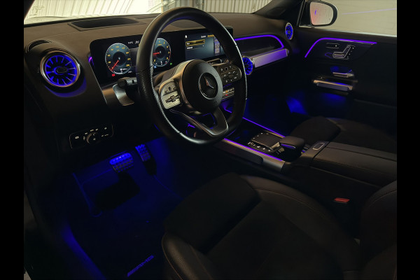 Mercedes-Benz Glb 180 AMG Line 7p Matrix Automaat Head up Massage Memory seats Adapt Cruise Clima Stoelverwarming Carplay Camera