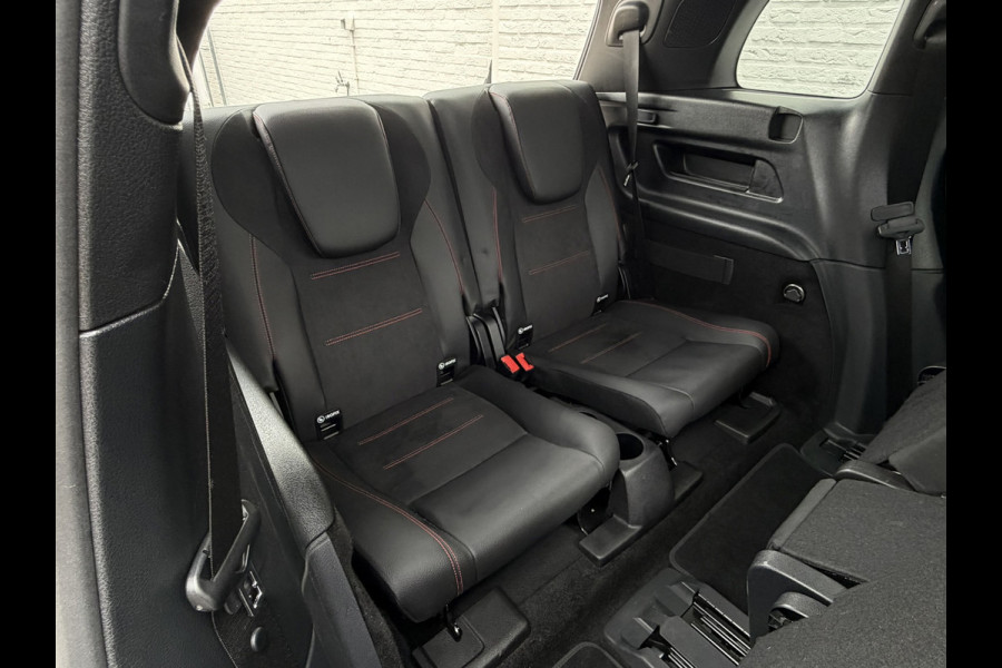 Mercedes-Benz Glb 180 AMG Line 7p Matrix Automaat Head up Massage Memory seats Adapt Cruise Clima Stoelverwarming Carplay Camera