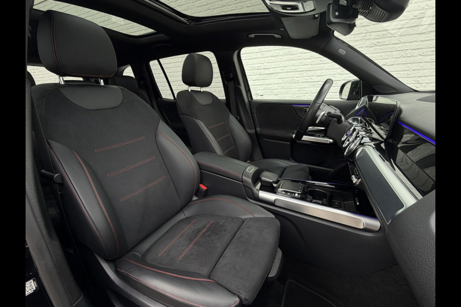 Mercedes-Benz Glb 180 AMG Line 7p Matrix Automaat Head up Massage Memory seats Adapt Cruise Clima Stoelverwarming Carplay Camera