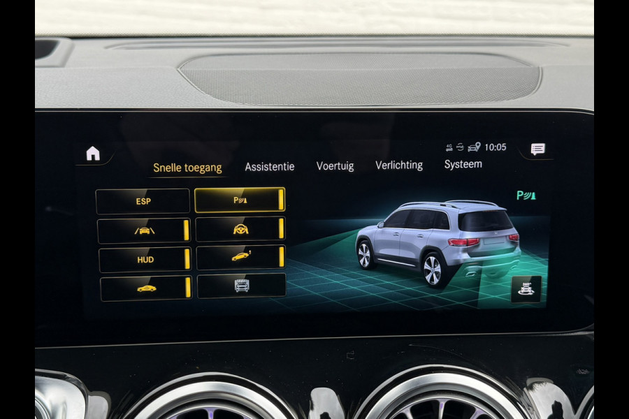 Mercedes-Benz Glb 180 AMG Line 7p Matrix Automaat Head up Massage Memory seats Adapt Cruise Clima Stoelverwarming Carplay Camera
