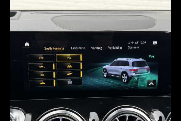 Mercedes-Benz Glb 180 AMG Line 7p Matrix Automaat Head up Massage Memory seats Adapt Cruise Clima Stoelverwarming Carplay Camera