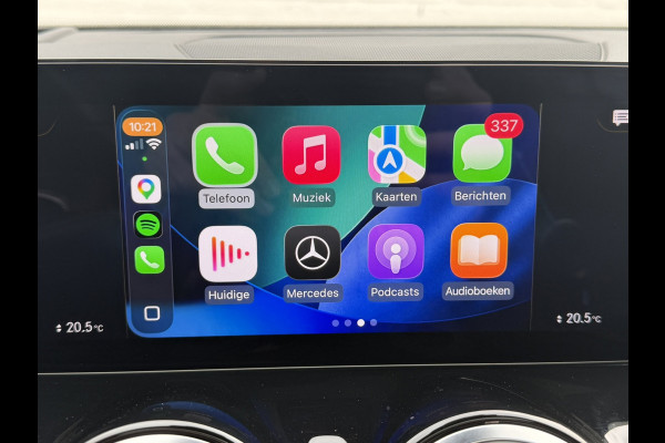 Mercedes-Benz Glb 180 AMG Line 7p Matrix Automaat Head up Massage Memory seats Adapt Cruise Clima Stoelverwarming Carplay Camera
