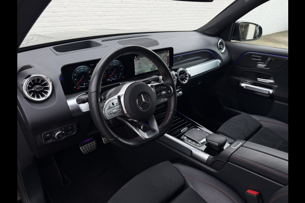 Mercedes-Benz Glb 180 AMG Line 7p Matrix Automaat Head up Massage Memory seats Adapt Cruise Clima Stoelverwarming Carplay Camera
