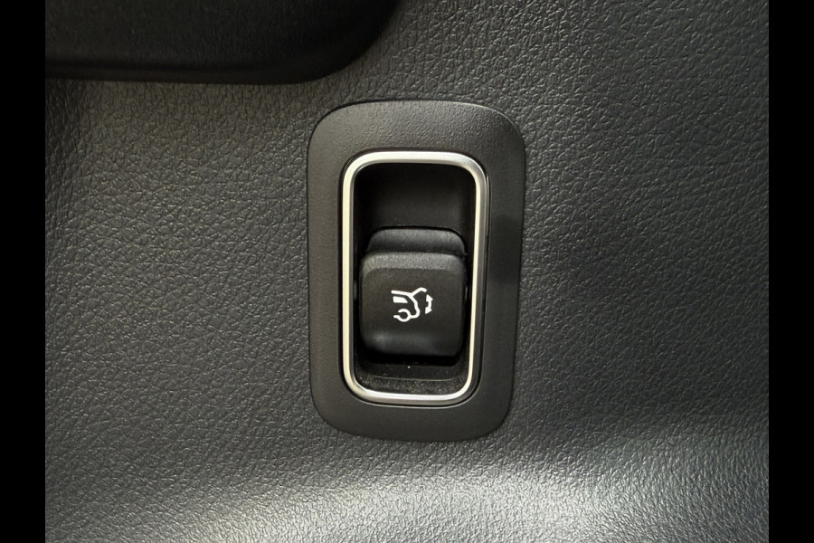 Mercedes-Benz Glb 180 AMG Line 7p Matrix Automaat Head up Massage Memory seats Adapt Cruise Clima Stoelverwarming Carplay Camera