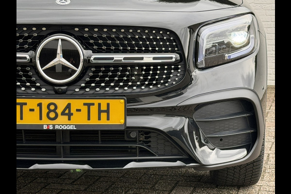 Mercedes-Benz Glb 180 AMG Line 7p Matrix Automaat Head up Massage Memory seats Adapt Cruise Clima Stoelverwarming Carplay Camera