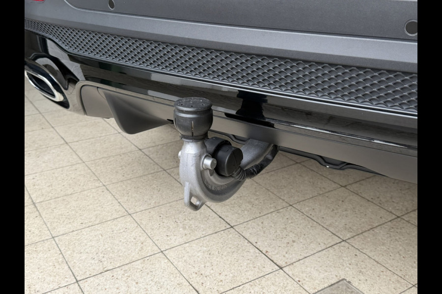 Mercedes-Benz Glb 180 AMG Line 7p Matrix Automaat Head up Massage Memory seats Adapt Cruise Clima Stoelverwarming Carplay Camera