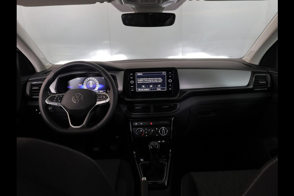 Volkswagen T-Cross Life Edition 1.0 TSI 95 PK 5 versn. Hand | Parkeersensoren | Stoelverwarming | Camera |