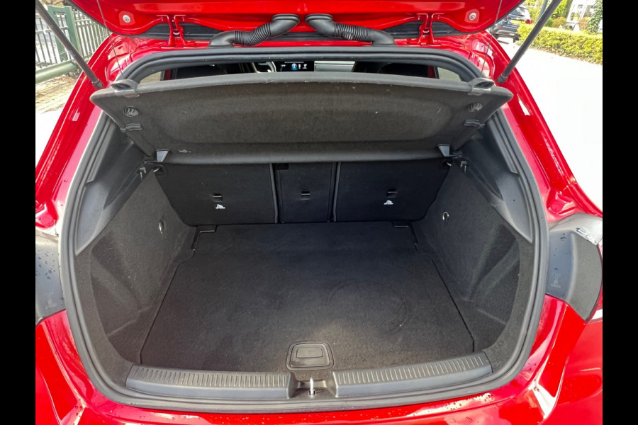 Mercedes-Benz A-Klasse AMG 35 4MATIC Edition 1 dealer auto .