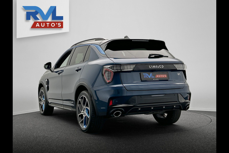 Lynk & Co 01 1.5 261PK Plug-in Hybrid *ZWARTE HEMEL*Trekhaak* 360° Camera Pano/dak Apple/Carplay Adaptive/Cruise