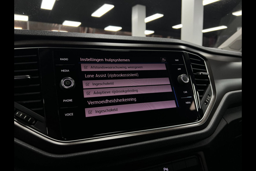 Volkswagen T-Roc 1.0 TSI | PDC | Lane Assist | Carplay |Led|