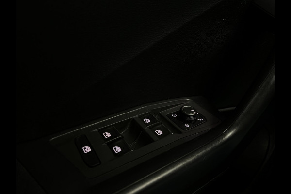 Volkswagen T-Roc 1.0 TSI | PDC | Lane Assist | Carplay |Led|