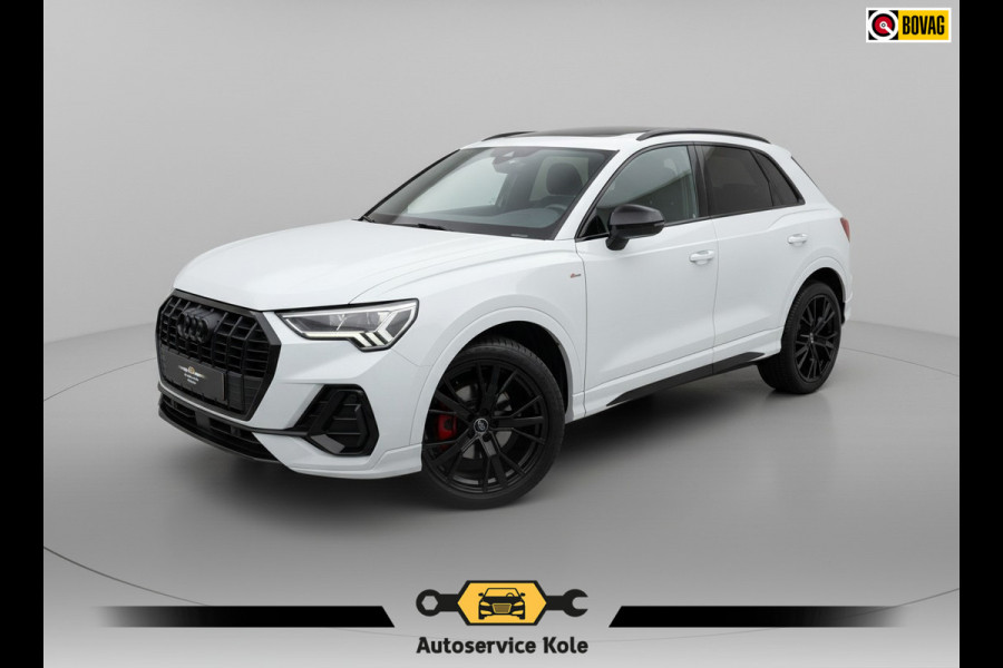 Audi Q3 35 TFSI S Line Edition * Panorama * Trekhaak * Stoelverwarming * Camera *
