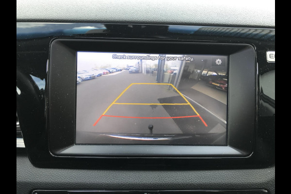 Kia Niro 1.6 Hybrid Edition Trekhaak Open dak