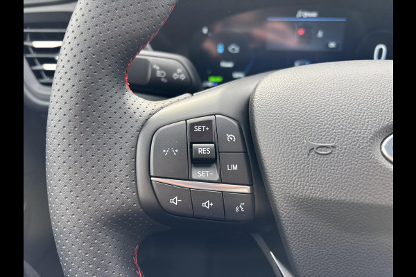 Ford Kuga 2.5 PHEV ST-Line |  SCI| 243 PK | Winter Pack | Wegklapbare Trekhaak | Origineel Nederlandse auto | 2.100kg Trekgewicht | Originele Nederlandse auto