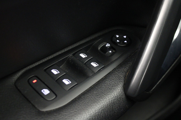 Peugeot 308 SW 1.2 PureTech Blue Lease Premium |Pano|Leder|Camera|