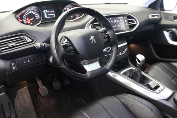 Peugeot 308 SW 1.2 PureTech Blue Lease Premium |Pano|Leder|Camera|