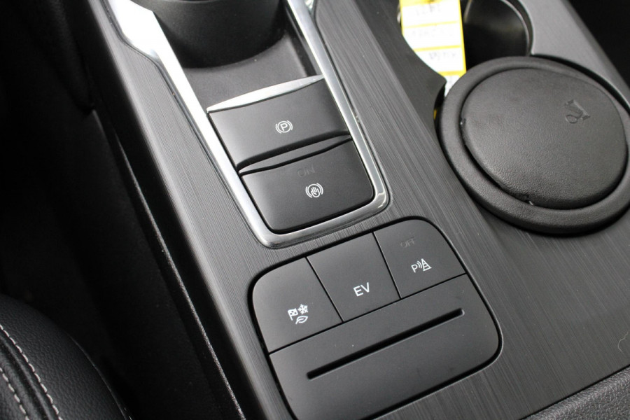 Ford Kuga 2.5 PHEV Titanium X |SCI|225pk | Winterpack | Elek. Achterklep | B&O Play | Half Leder | Michelin Cross Climate | 1.500kg Trekgewicht