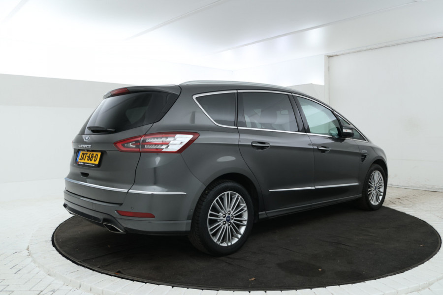 Ford S-Max 2.0 Vignale 177Pk, Navigatie, Leer, Climate,
