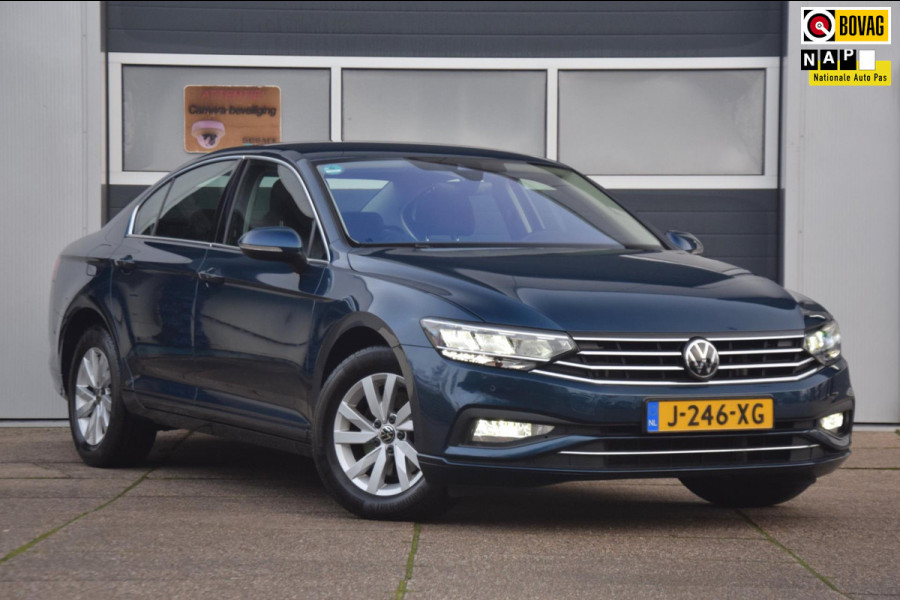 Volkswagen Passat 1.5 TSI Business APPLE CARPLAY/DRAADLOOS LADEN/PARKEER ASSISTENT