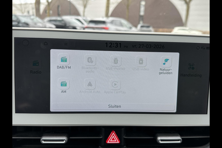 Hyundai IONIQ 5 Lounge 73kWh VAN: 30.900,- VOOR: 28.877,- UW LENTEVOORDEEL: 2.023,- | 100% SOH | AFNEEMBARE TREKHAAK| STOELVERWARMING + VENTILATIE| 360 CAMERA| HEAD-UP DISPLAY| ZONNEPANELENDAK |