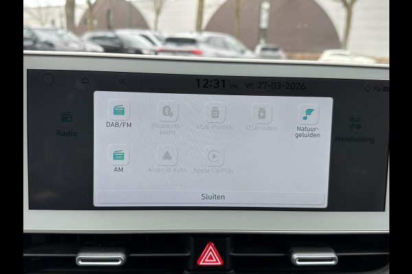 Hyundai IONIQ 5 Lounge 73kWh VAN: 30.900,- VOOR: 28.877,- UW LENTEVOORDEEL: 2.023,- | 100% SOH | AFNEEMBARE TREKHAAK| STOELVERWARMING + VENTILATIE| 360 CAMERA| HEAD-UP DISPLAY| ZONNEPANELENDAK |