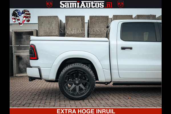 Dodge Ram 1500 Limited Night | 5.7 V8 Hemi Full Option | LPG | Comfortabele Dubbele Cabine met Royale 5 Zitplaatsen | De Meest Luxe en Volle Pick-Up in zijn Klasse | BPM vrij | Nu Leverbaar uit Voorraad | Voorraad Nr v45lp
