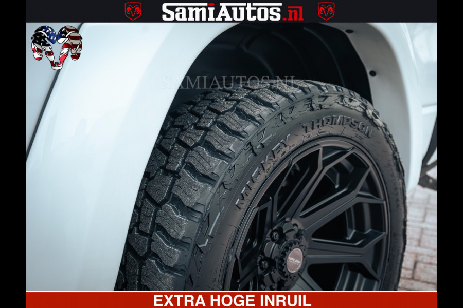 Dodge Ram 1500 Limited Night | 5.7 V8 Hemi Full Option | LPG | Comfortabele Dubbele Cabine met Royale 5 Zitplaatsen | De Meest Luxe en Volle Pick-Up in zijn Klasse | BPM vrij | Nu Leverbaar uit Voorraad | Voorraad Nr v45lp