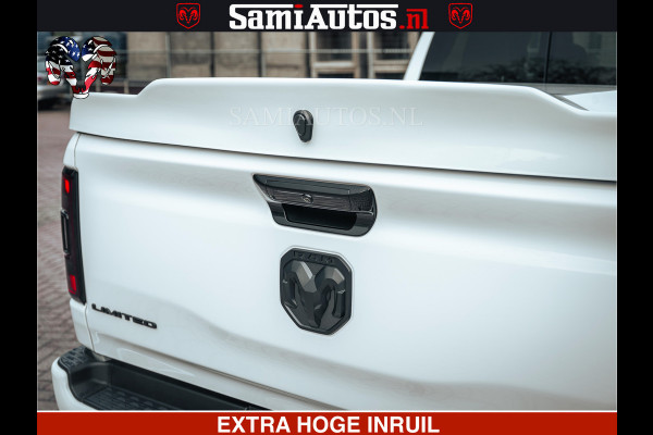 Dodge Ram 1500 Limited Night | 5.7 V8 Hemi Full Option | LPG | Comfortabele Dubbele Cabine met Royale 5 Zitplaatsen | De Meest Luxe en Volle Pick-Up in zijn Klasse | BPM vrij | Nu Leverbaar uit Voorraad | Voorraad Nr v45lp
