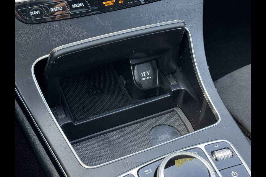 Mercedes-Benz C-Klasse Estate 180 Business Solution AMG Line/Nigh Pakk. | Pano, Leder/Alcan., Carplay/Android, Stoelverw., 18''