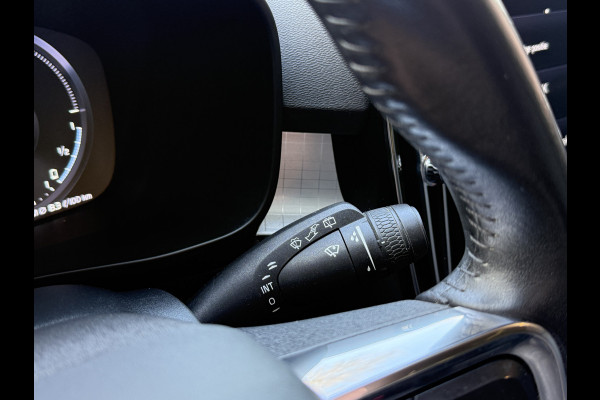 Volvo XC40 1.5 T4 Recharge R-Design Expression | Pano | Apple Carplay | Keyless